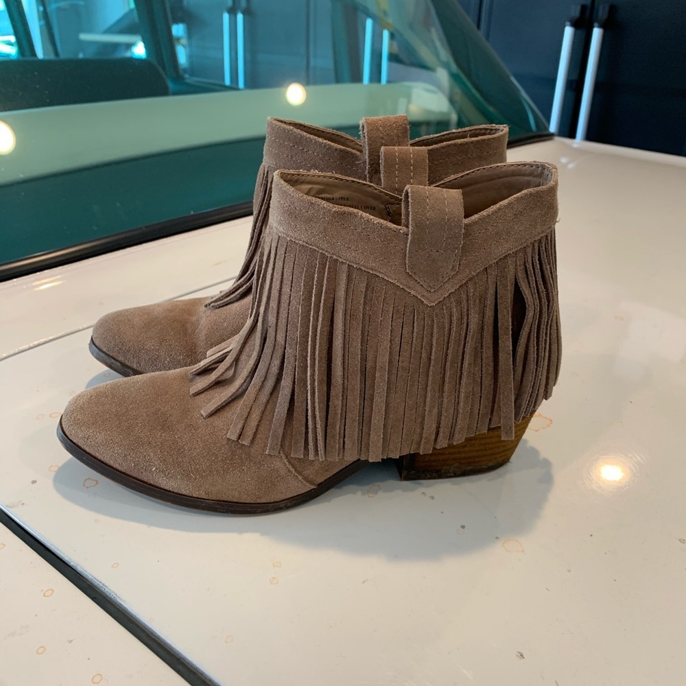 Booties - Picture 3 of 7